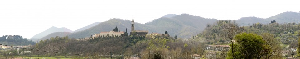 Galzignano Terme. Colle antica Chiesa. Veduta dalla strada della Siesa 